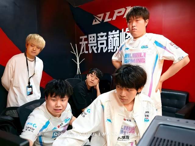 活吸引了众 活吸引了众